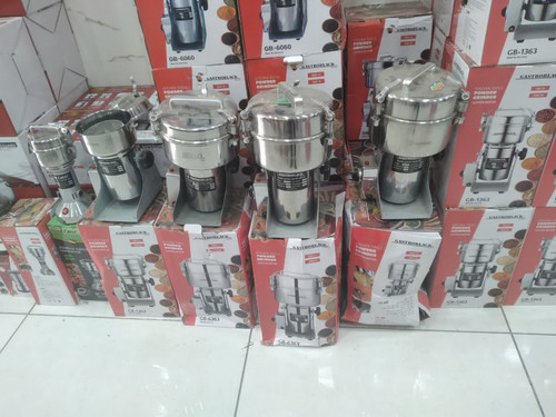 آسیاب صنعتی 2500 گرمی گاستروبلک آلمان